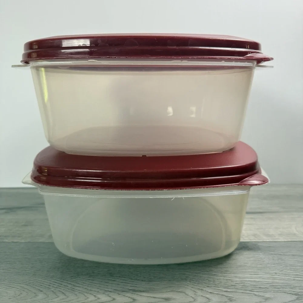 Vintage Rubbermaid Square Food Storage Container Red Lid 21.1 Cups Pair 5 Liter